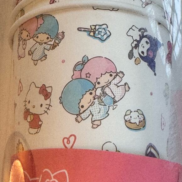 Hello Kitty & Friends Sanrio Hot Cups Set of 10 Cups with Lids Sleeves Hearts - Picture 6 of 12